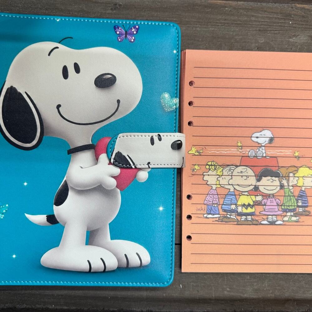 Peanuts Snoopy A5 Binder w/ matching paper
